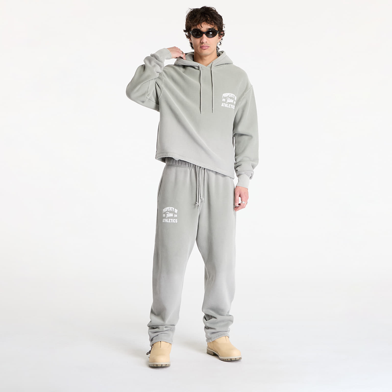 Kapucnis pulóverek és pulcsik Patta Athletic Drawcord Hooded Sweater UNISEX Limestone