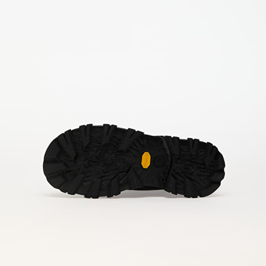 Women's shoes UGG W Metropeak Black (1161890-BLK) | Footshop