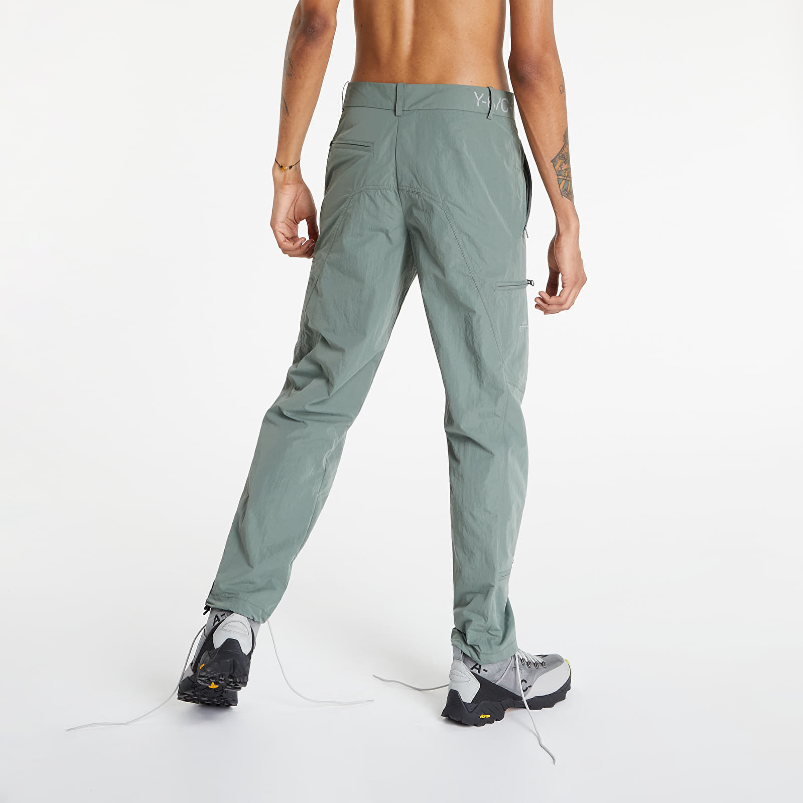 Pants and jeans A-COLD-WALL* Gaussian Pants Military Green