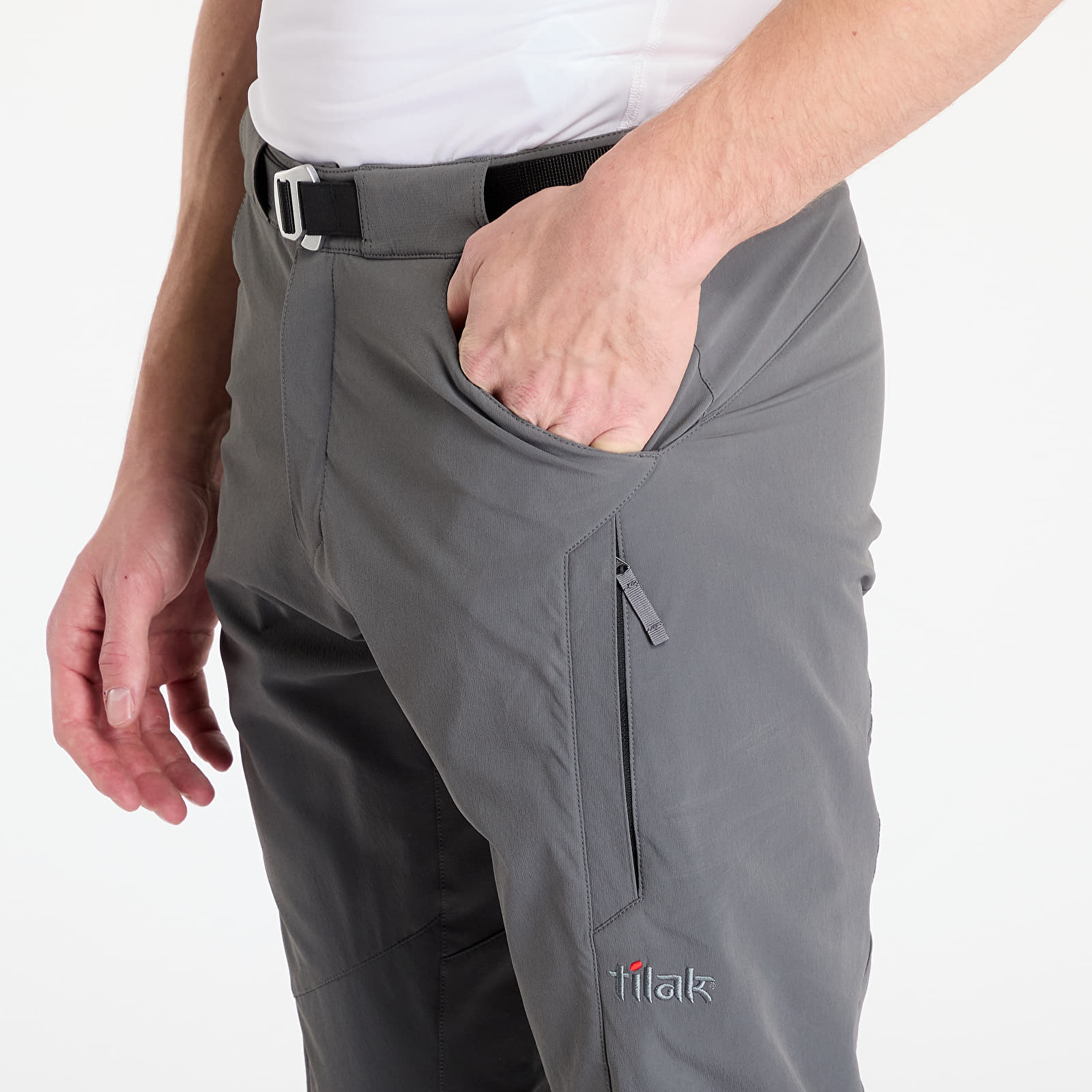 Broeken en spijkerbroeken Tilak Qualido Pants 23 Grey Pinstripe