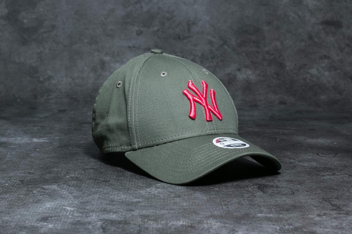 Strapback New Era 9Forty Wmn League Essential New York Yankees Cap Khaki