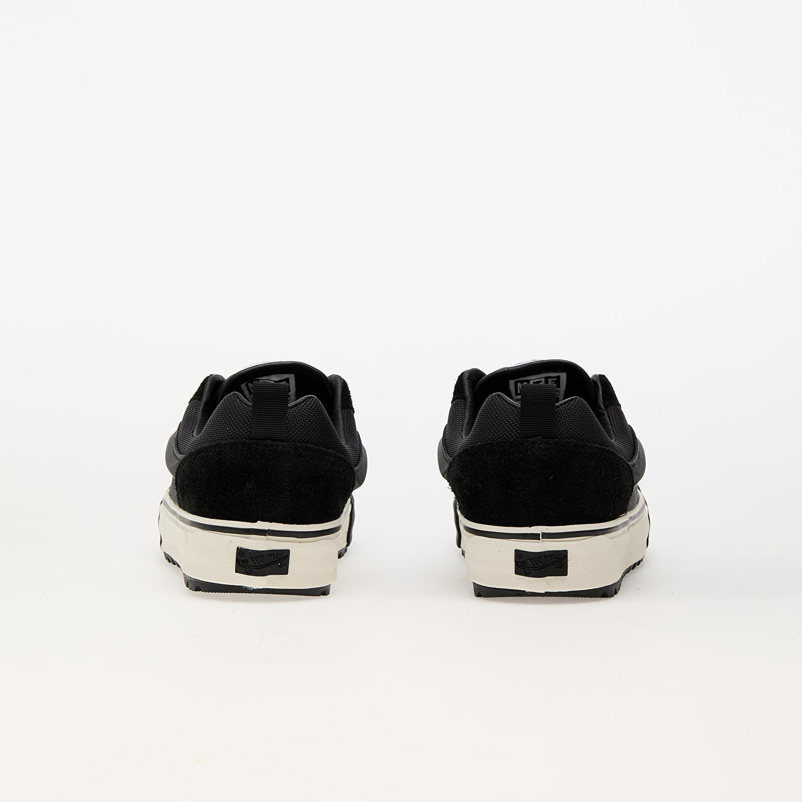 Männer Vans Knu Skool MTE-1 LX Ballistic Black