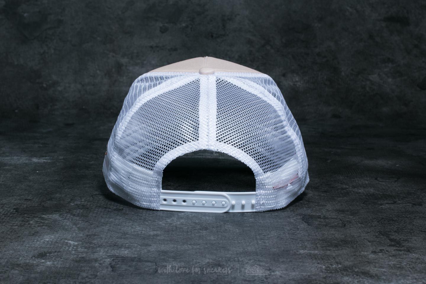 Džemperio kepurė New Era 9Forty Clean Trucker Los Angeles Dodgers Satine/ Gold/ White