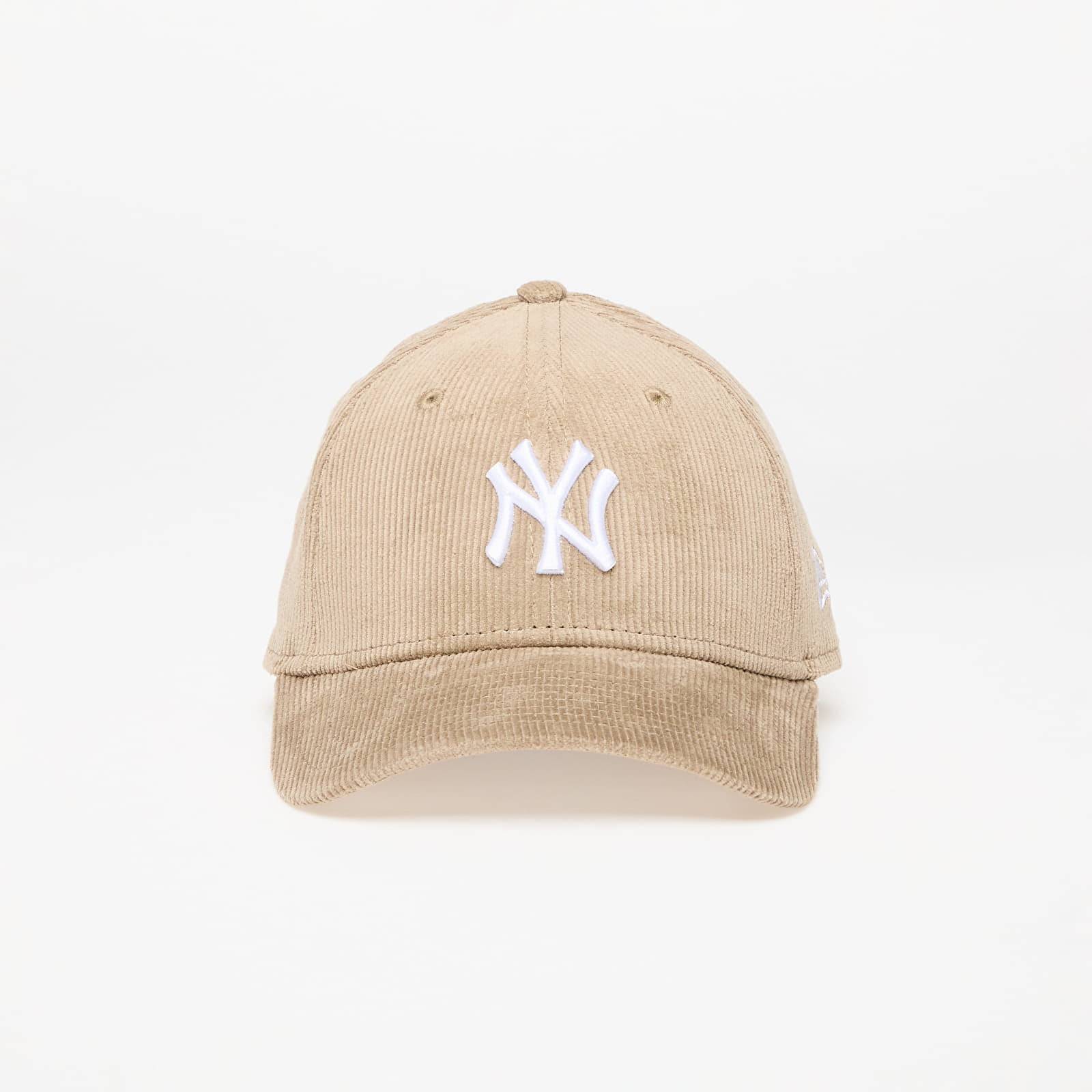 Beige yankees cap clearance
