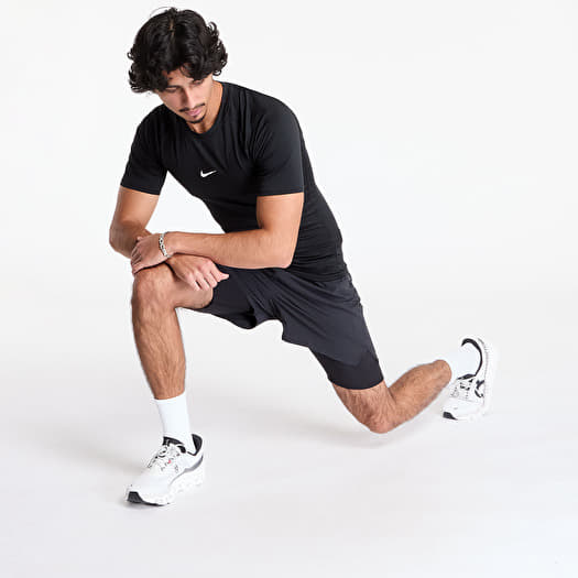 Shorts On Pace Shorts Black | Footshop