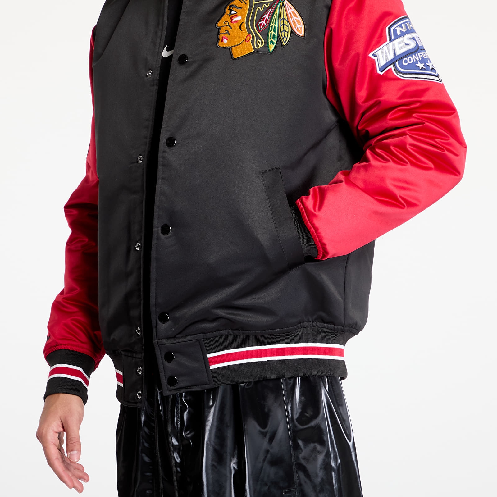 Куртка Mitchell & Ness NHL Primetime Heavyweight Satin Jacket Current Logo Blackhawks Black M