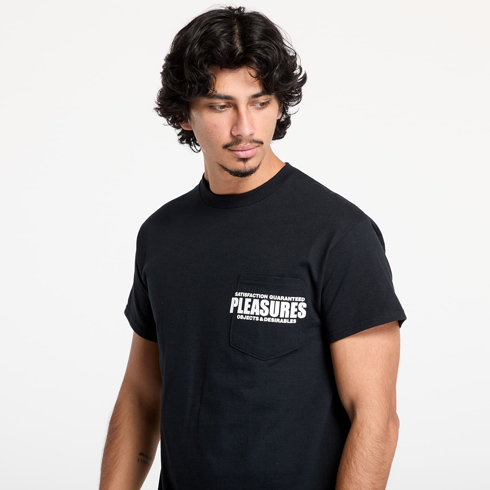 Чоловічі футболки PLEASURES Staff Pocket T-Shirt Black