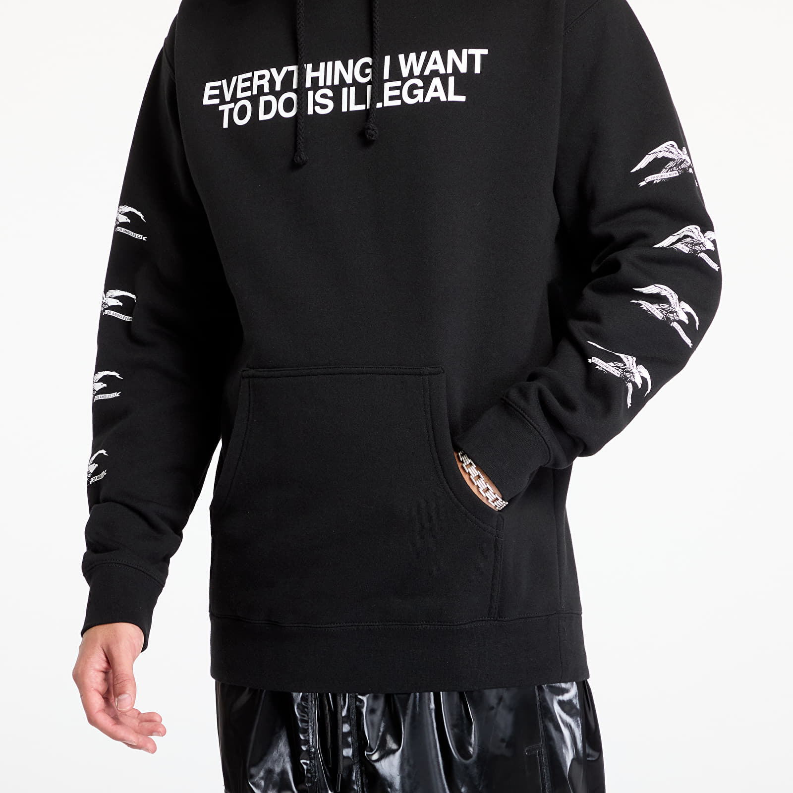 Férfi kapucnis pulcsik PLEASURES Illegal Hoodie Black