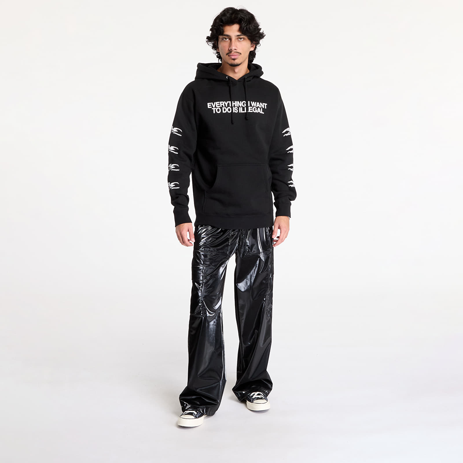 Férfi kapucnis pulcsik PLEASURES Illegal Hoodie Black