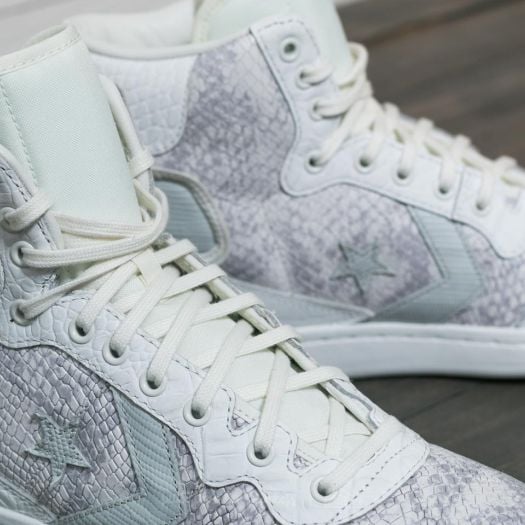 Converse fastbreak hi top deals