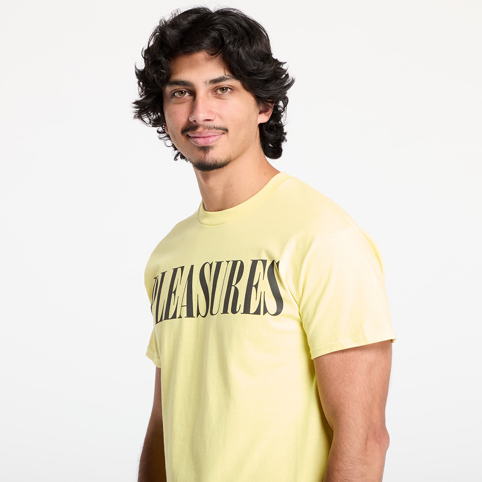 Männer T-Shirts PLEASURES Onyx 24 T-Shirt Cornsilk