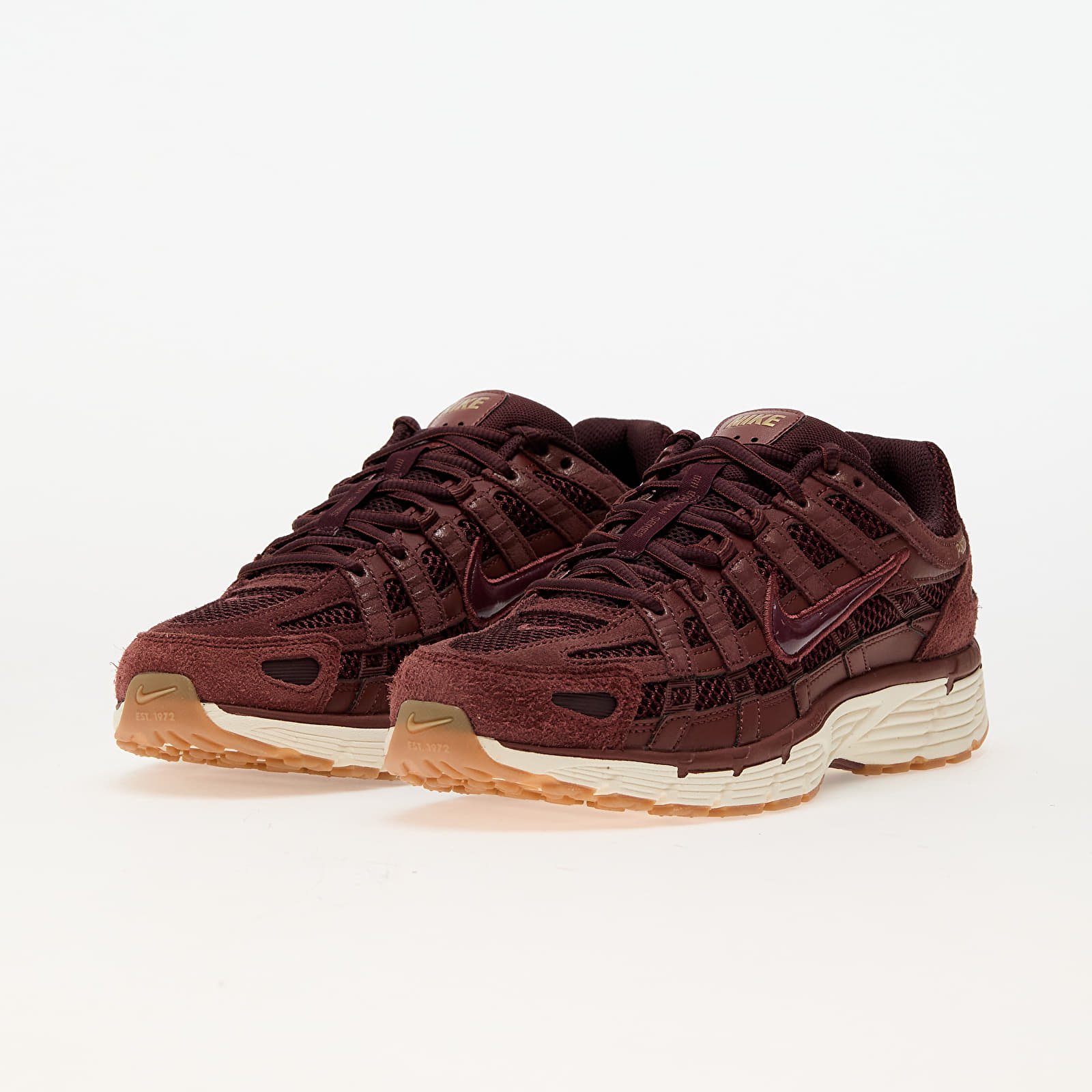 Pánské tenisky a boty Nike P-6000 Se Dark Pony/ Burgundy Crush-Metallic Gold