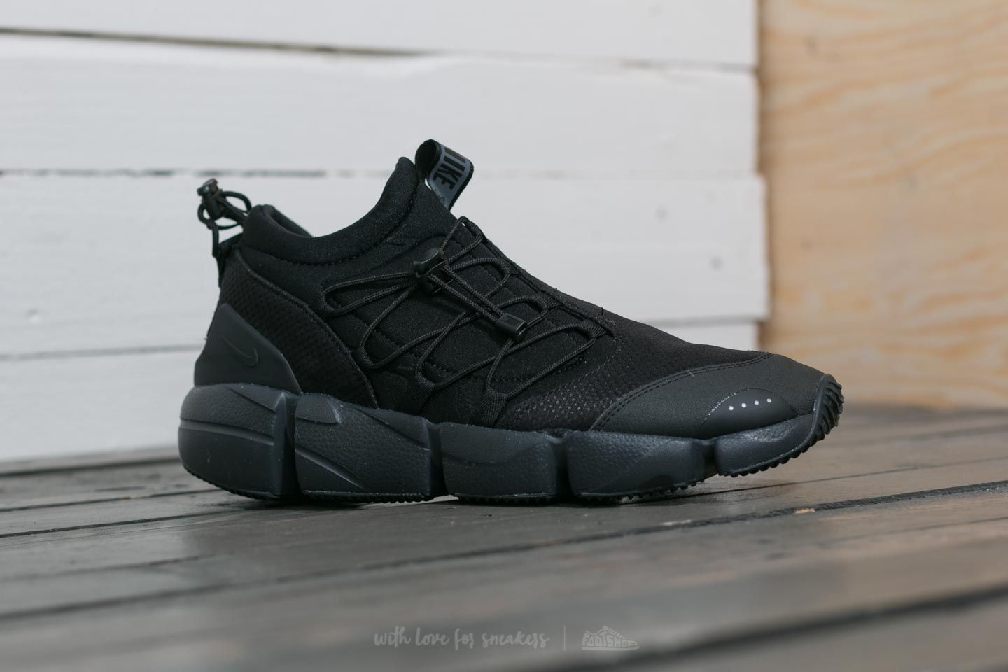 Nike air footscape utility dm hot sale