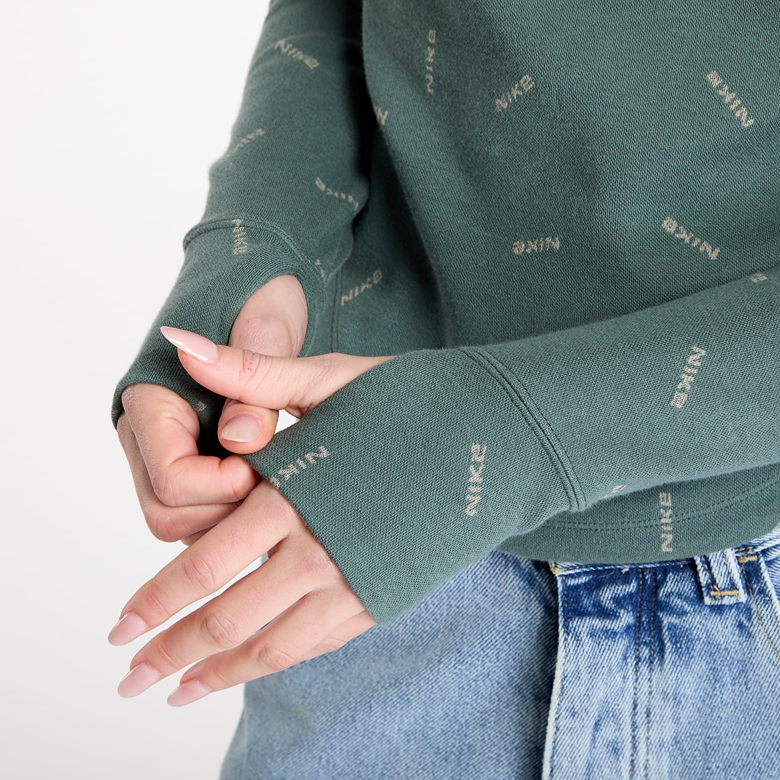 Women's T-shirts Nike Sportswear Women's Slim 1/2-Zip Long-Sleeve Logo Top Vintage Green/ Light Army/ Vintage Green