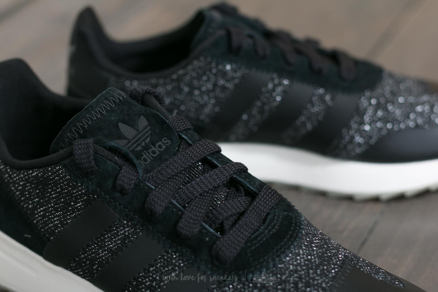 Women s shoes adidas Flashback W Core Black Core Black Crystal