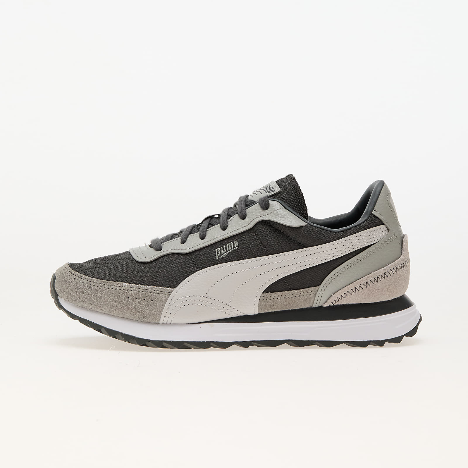 Levně Tenisky Puma Road Rider Lux Gray