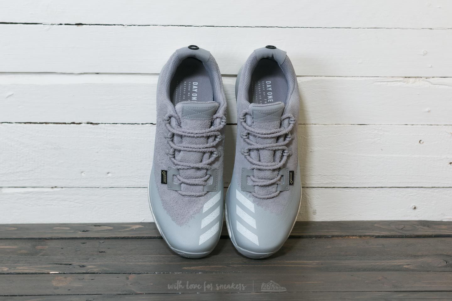 Men s shoes adidas Day One Terrex Agravic Light Onix Stone Footshop