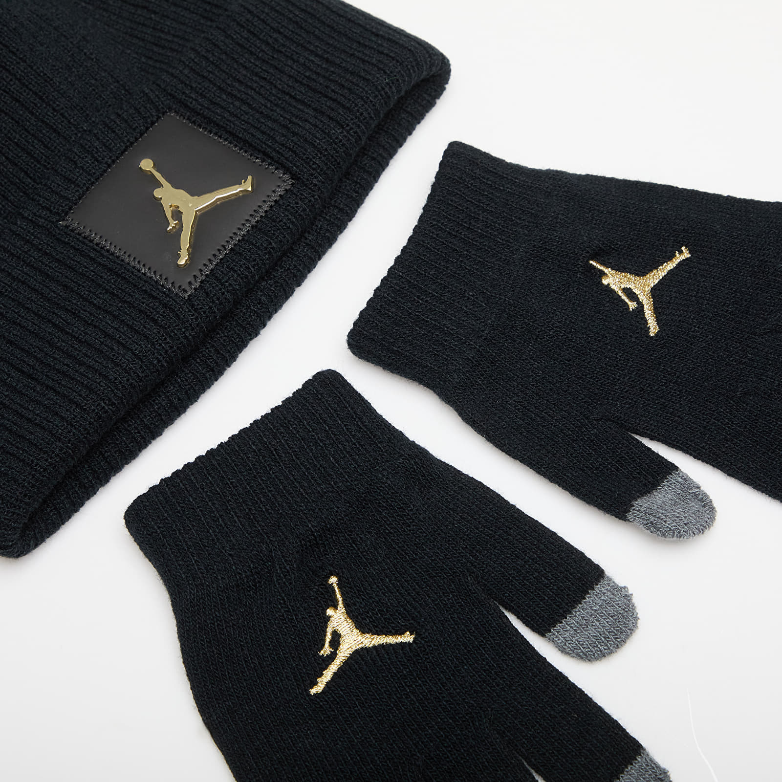 Jordan Kids Metal Jumpman Patch Beanie Set Black/Gold - 1 | YEO