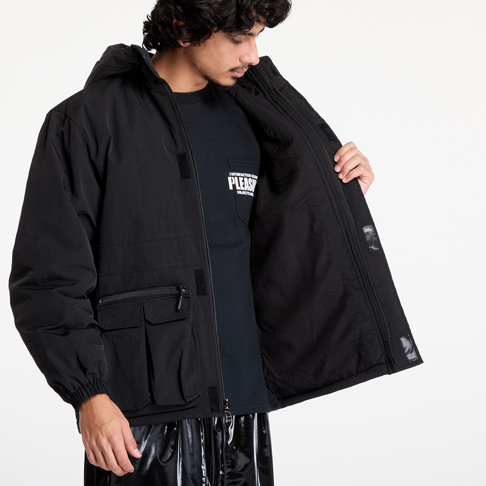 Chaquetas de hombre PLEASURES Run Hooded Jacket Black