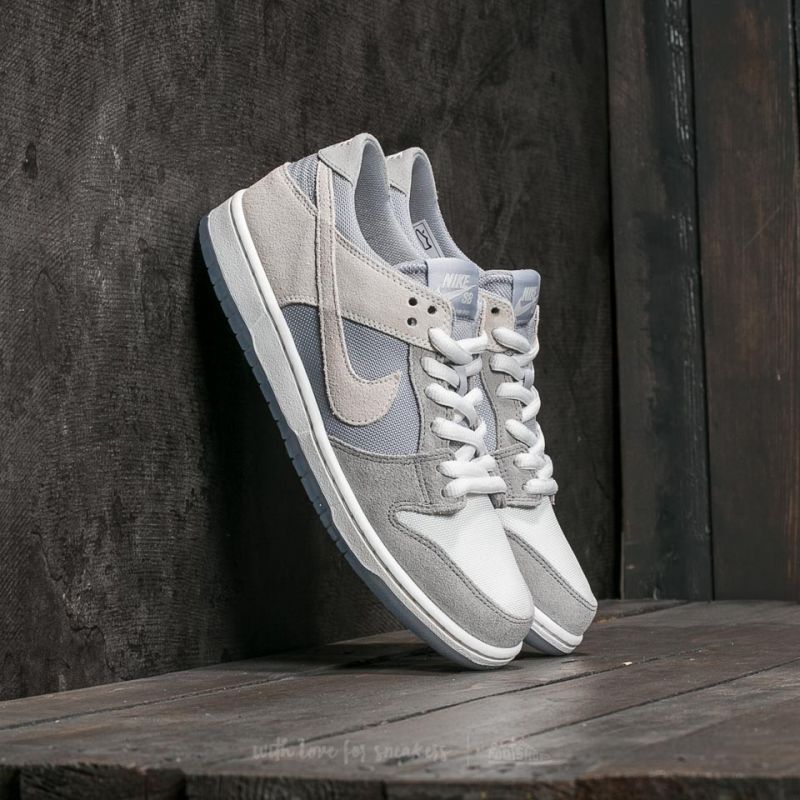 Nike SB Zoom Dunk Low Pro Wolf Grey/ Summit White-Clear | Footshop