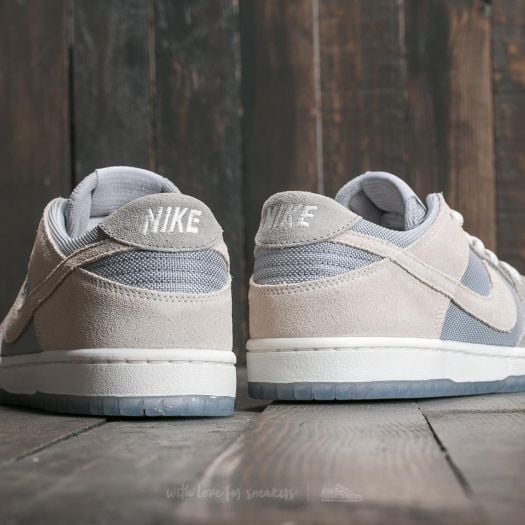 Men's shoes Nike SB Zoom Dunk Low Pro Wolf Grey/ Summit White-Clear |  Footshop