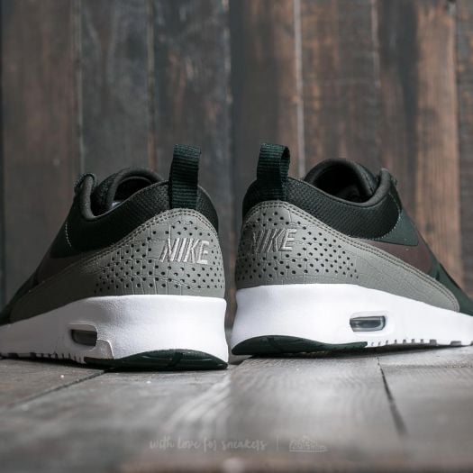 Nike thea 2015 metallic online