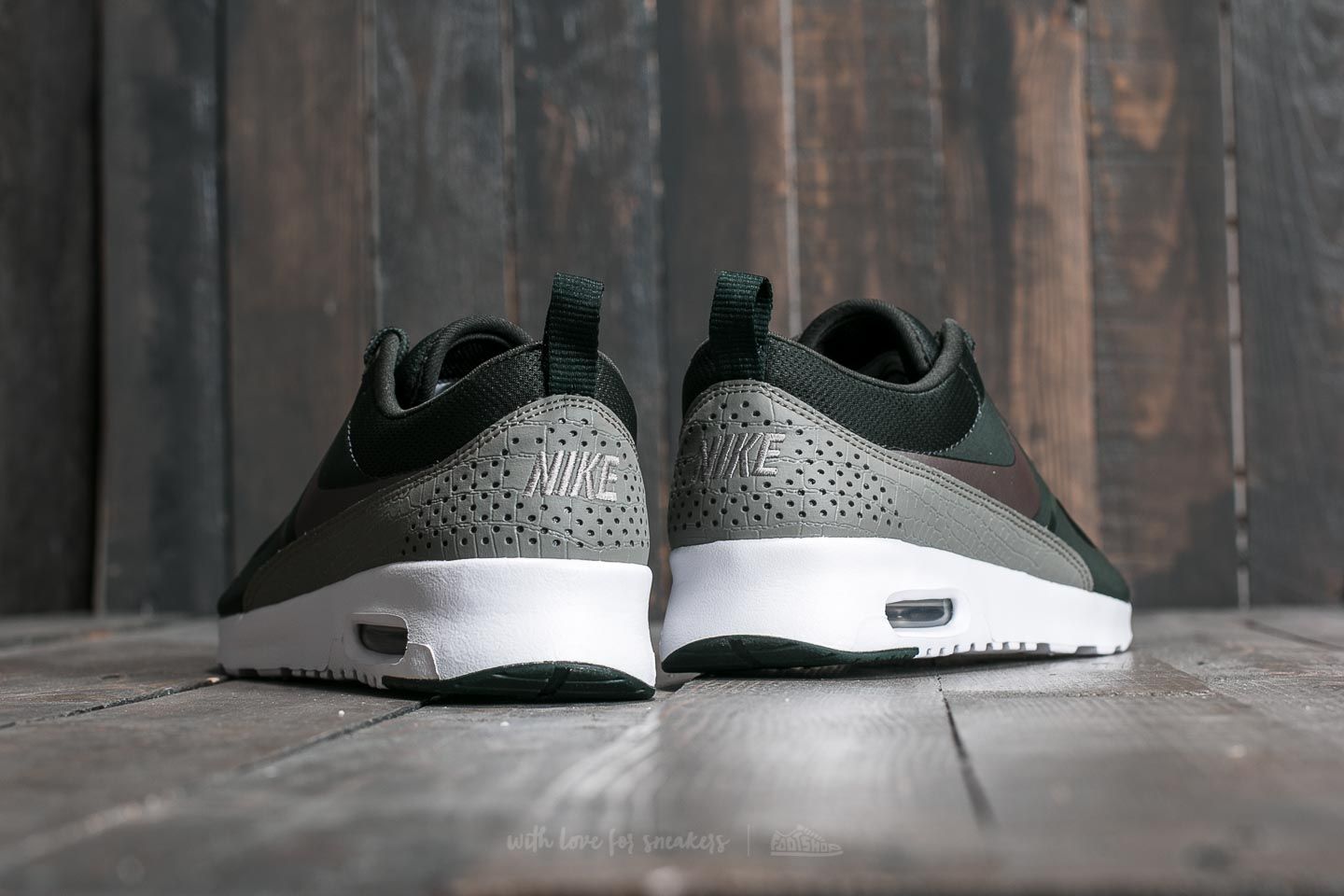 Nike air max deals thea textile dark grey