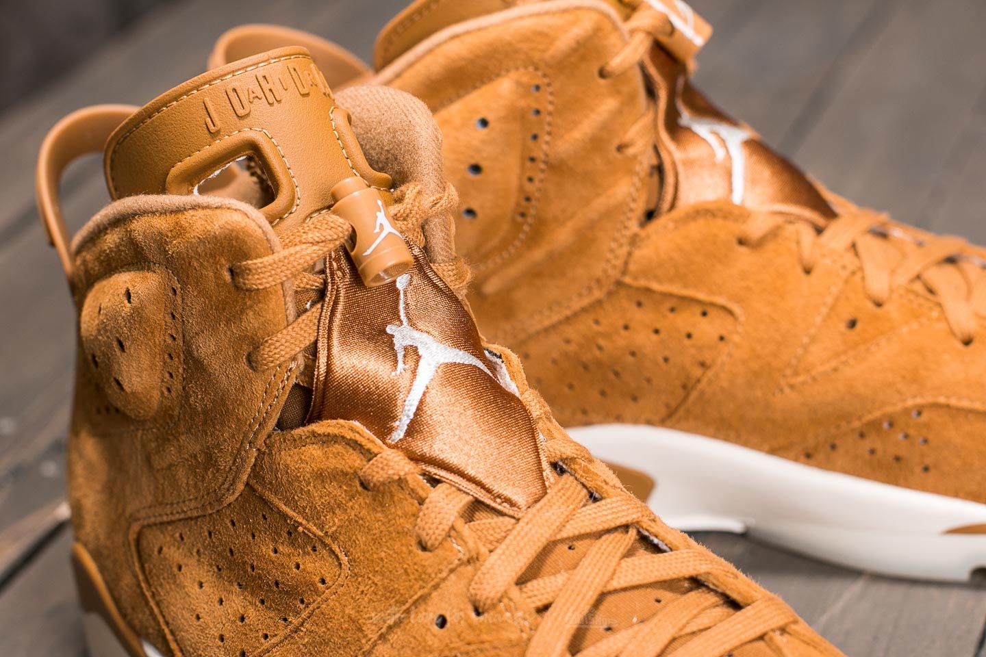 Men s shoes Air Jordan 6 Retro Golden Harvest Golden Harvest Footshop