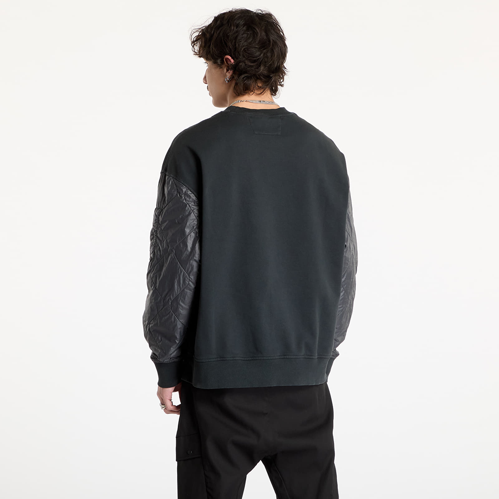 Felpe C.P. Company Diagonal Raised Fleece Mixed Quilted Crew Neck Sweatshirt Black Sand
