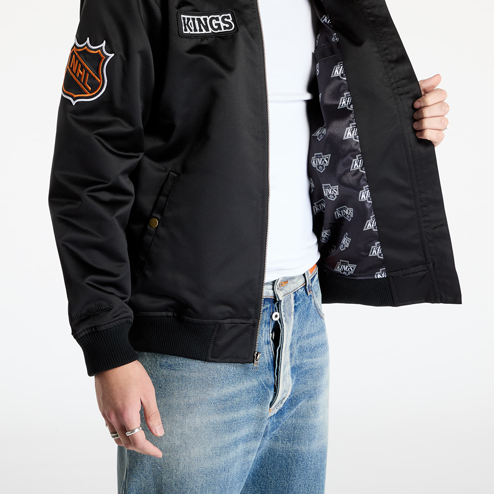 Jacken Mitchell & Ness NHL Team Leader Satin Vintage Logo Kings Bomber Black