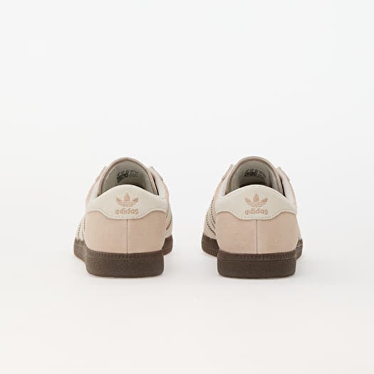 ☆ADIDAS☆ 男女兼用 Bern W Wonder white Adidas Bern in Wonder White/Off White/Gum5 adidas