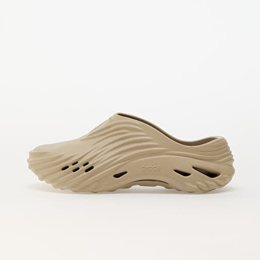 Crocs Echo Wave Moth
