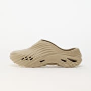 Crocs Echo Wave Moth