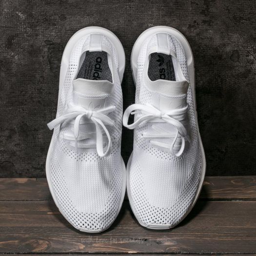 Adidas originals swift run pk white outlet