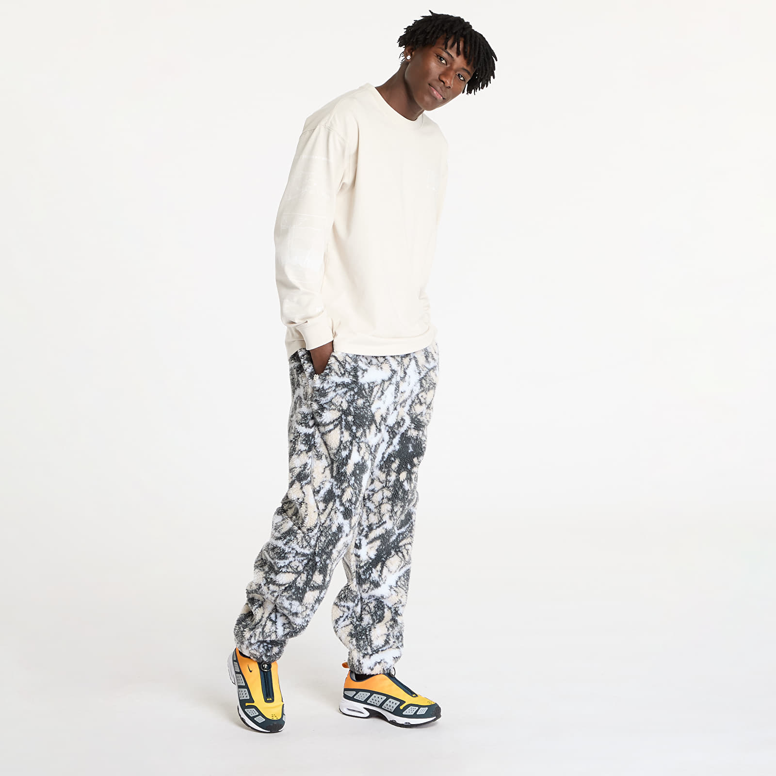 Tepláky Nike ACG "Canwell Glacier" Therma-FIT ADV Windproof Pants Lt Orewood Brn/ Black/ Summit White