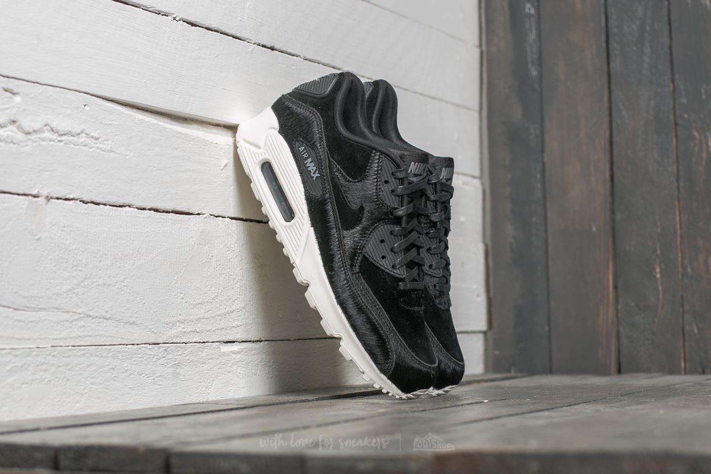 w air max 90 lx