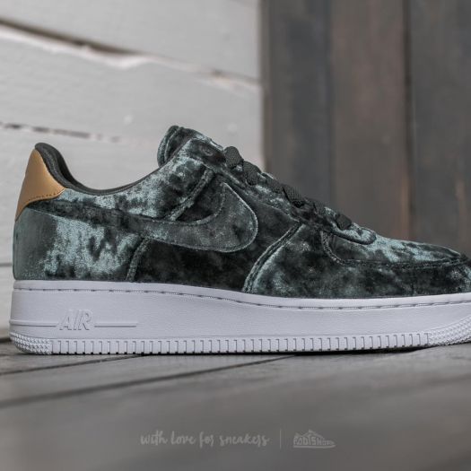 Nike Wmns Air Force 1 07 Premium