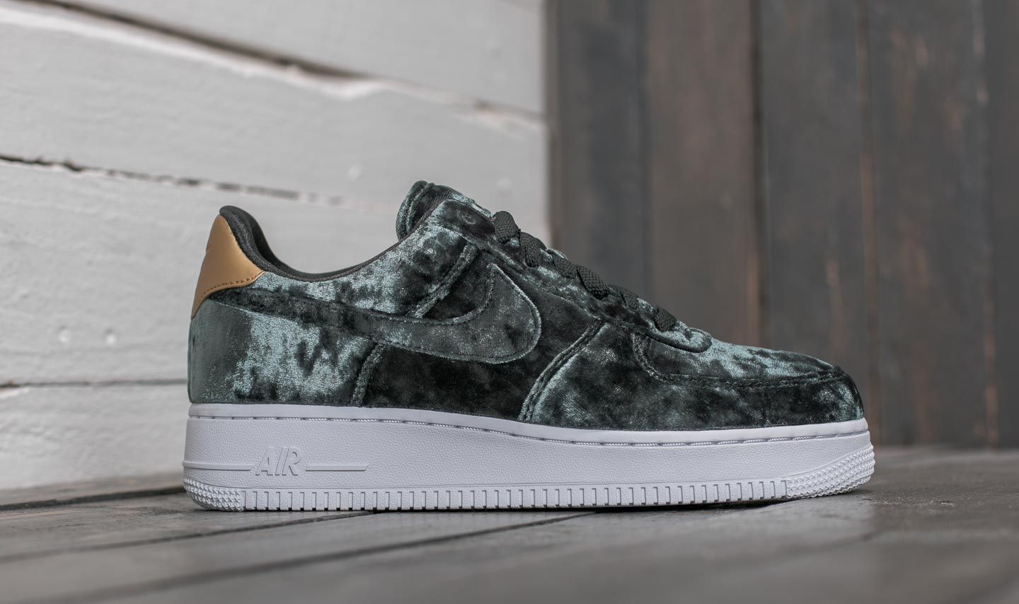 Damen Sneaker und Schuhe Nike Wmns Air Force 1 '07 Premium Outdoor Green/ Outdoor Green