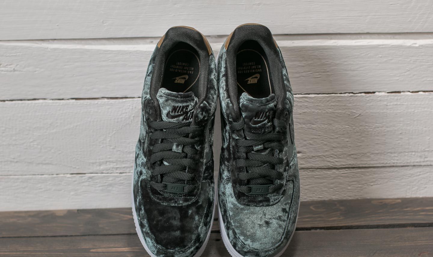 Damen Sneaker und Schuhe Nike Wmns Air Force 1 '07 Premium Outdoor Green/ Outdoor Green
