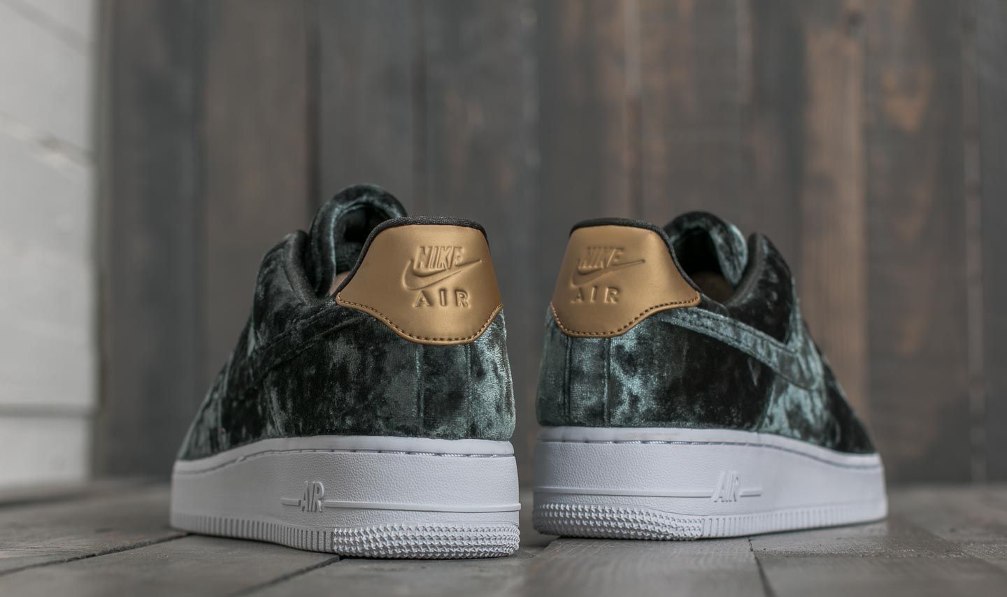 Damen Sneaker und Schuhe Nike Wmns Air Force 1 '07 Premium Outdoor Green/ Outdoor Green