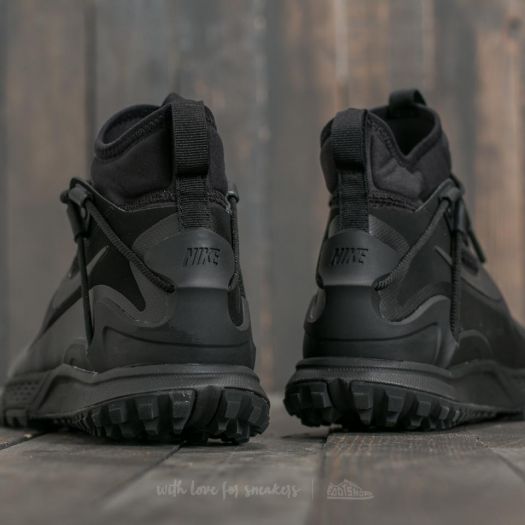 Nike terra boots shop