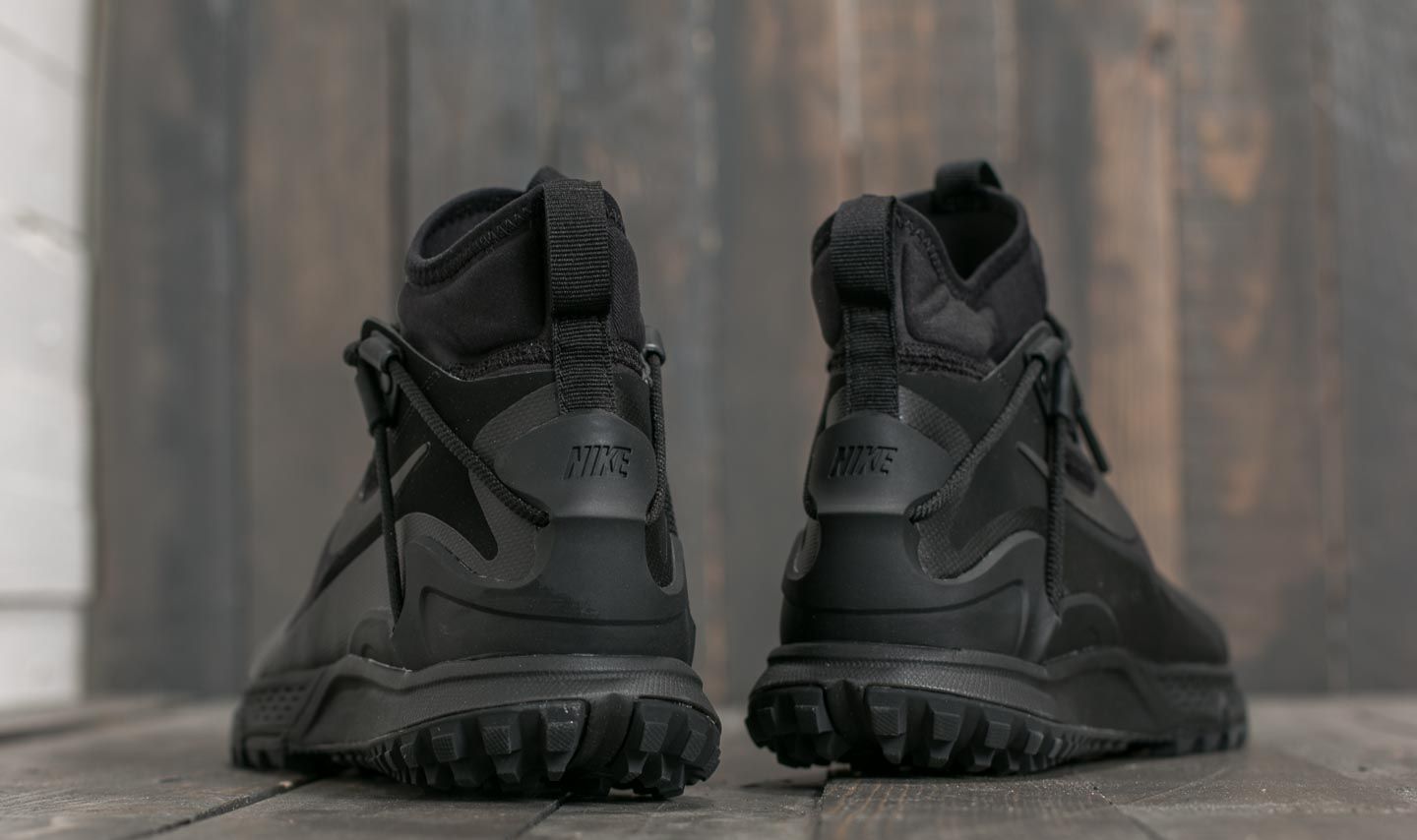 Nike terra sertig boot sales black