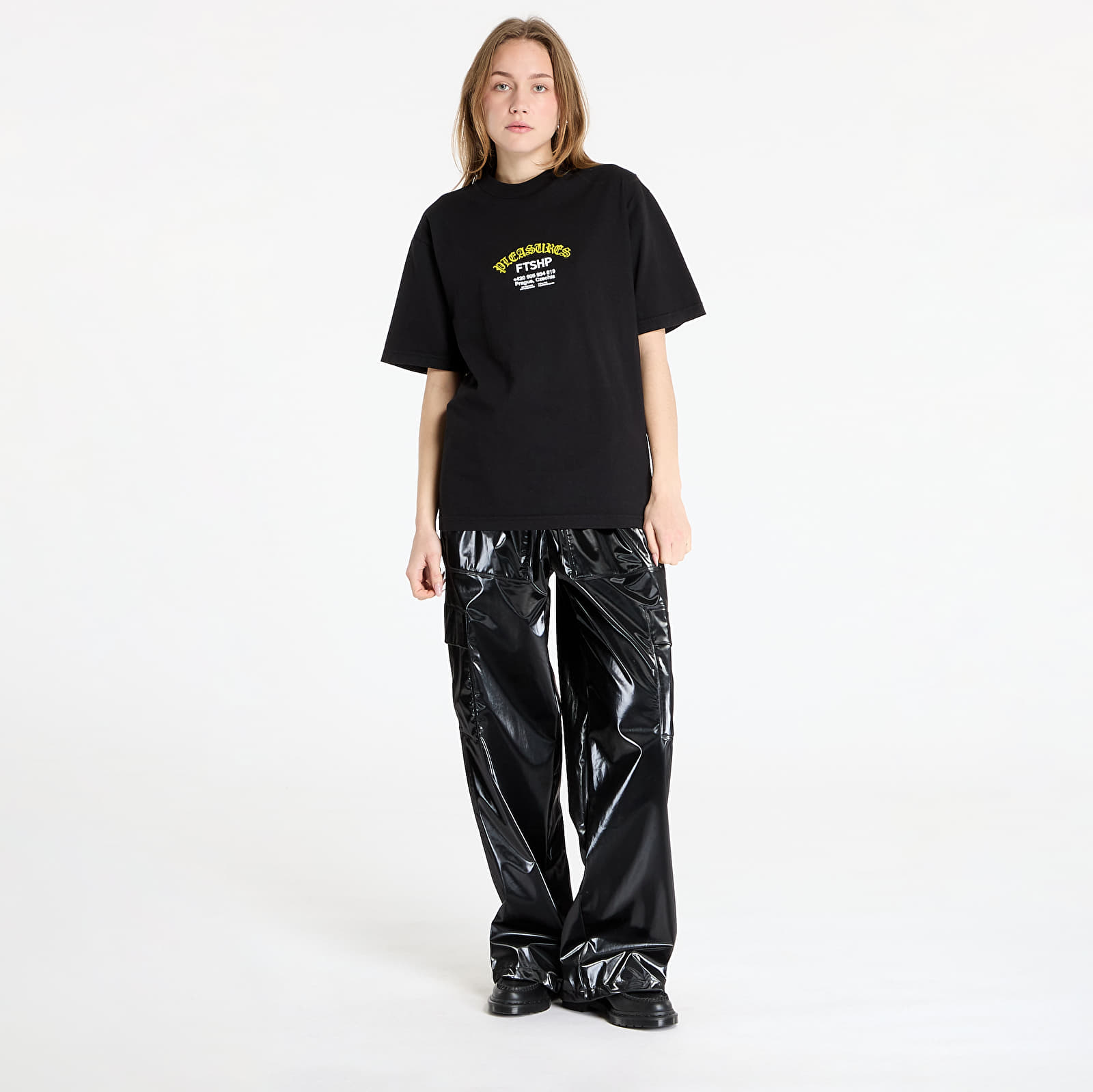 T-Shirts PLEASURES x FTSHP Questions T-Shirt UNISEX Black