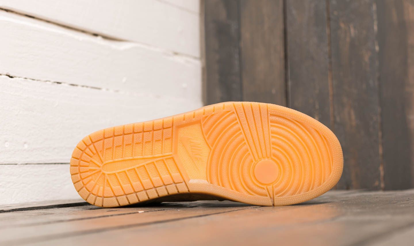 Moški čevlji Air Jordan 1 Retro High OG Golden Harvest/ Golden Harvest