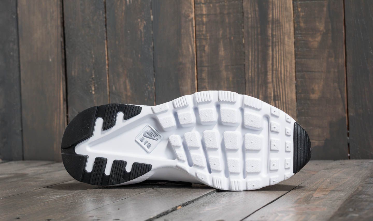 Kids sneakers and shoes Nike Air Huarache Run Ultra SE GS Black Wolf Grey White Footshop