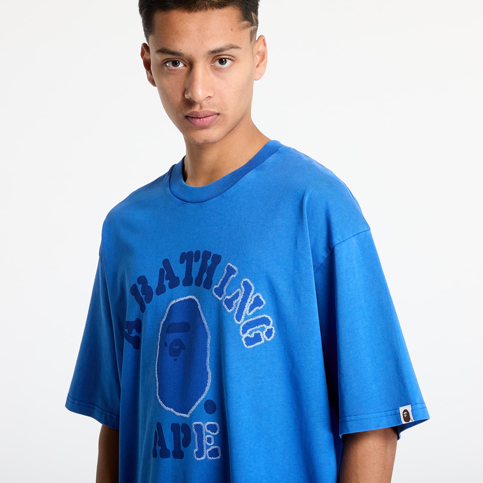 Tričká A BATHING APE Garment Dye College Relaxed Fit Tee Blue