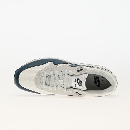 Nike Air Max 1 Ess