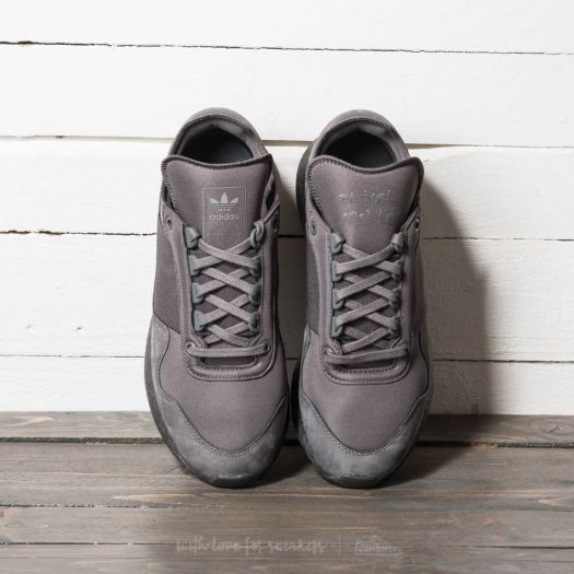 Men s shoes adidas New York Present Arsham Urban Trail Urban
