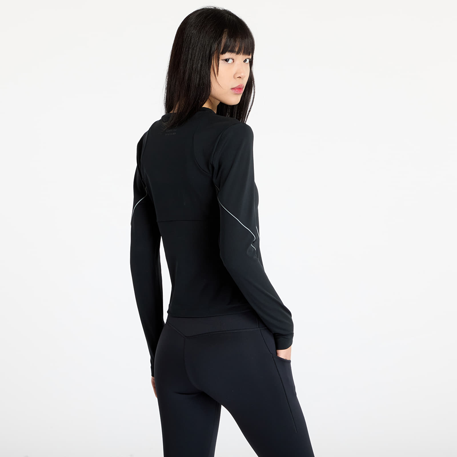 Trička Nike Running Division Women's Long-Sleeve Running Top Black