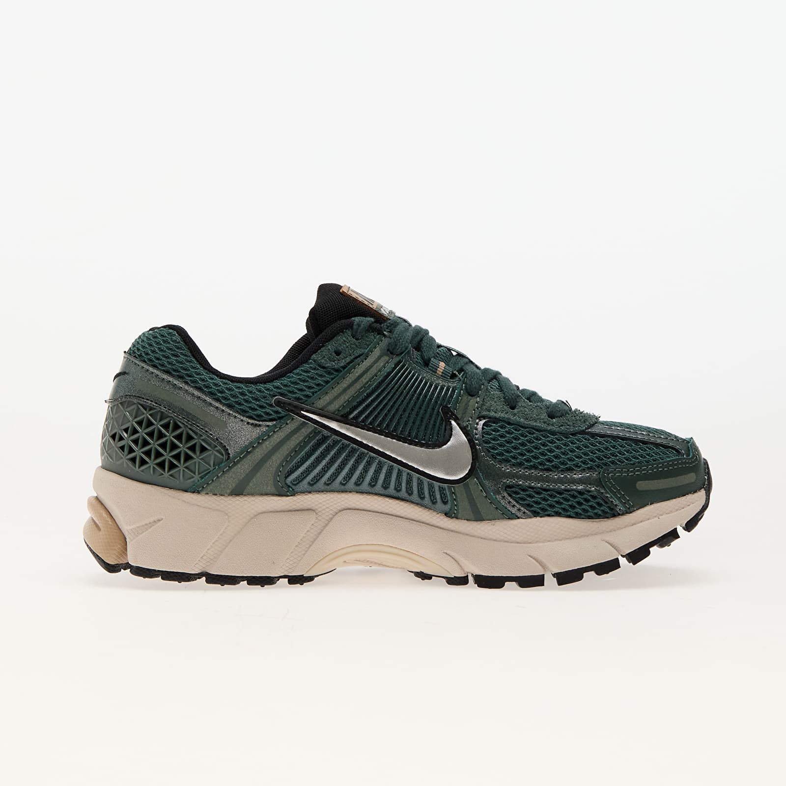 Women's shoes Nike W Zoom Vomero 5 Vintage Green/ Chrome-Lt Orewood Brn-Hemp